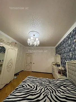 Satılır 3 otaqlı yeni tikili 130 m²