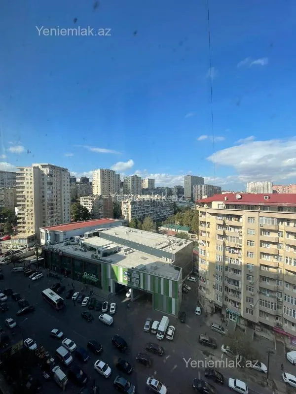 Satılır 3 otaqlı yeni tikili 130 m²