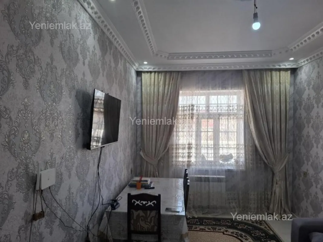 Satılır 4 otaqlı həyət evi 110 m²