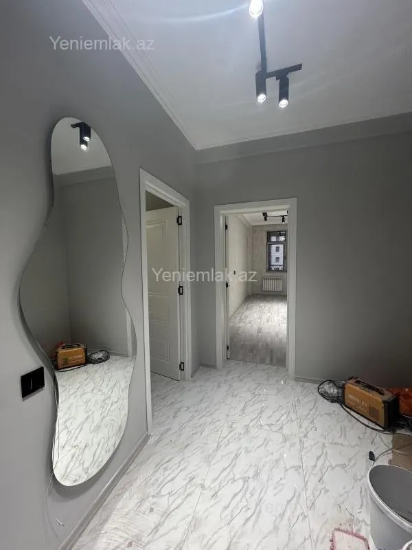 Satılır 2 otaqlı yeni tikili 84.5 m²