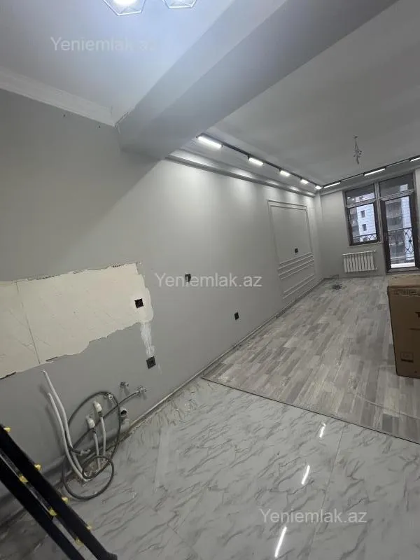 Satılır 2 otaqlı yeni tikili 84.5 m²