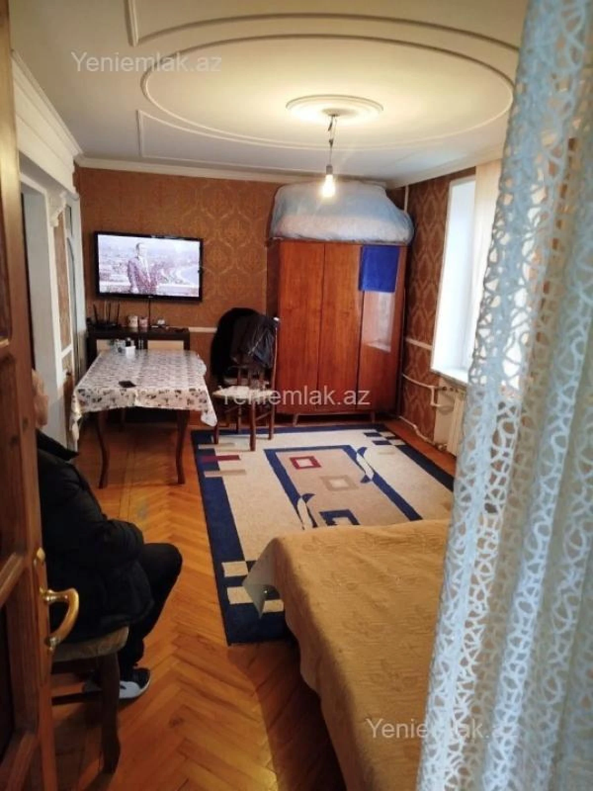 Satılır 1 otaqlı köhnə tikili 40 m²