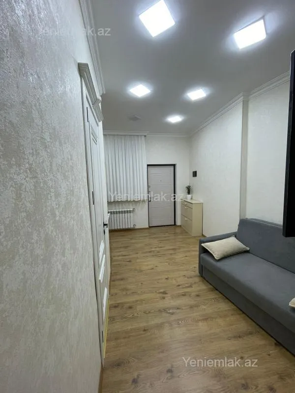 Satılır 2 otaqlı köhnə tikili 50 m²