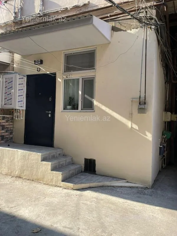 Satılır 2 otaqlı köhnə tikili 50 m²