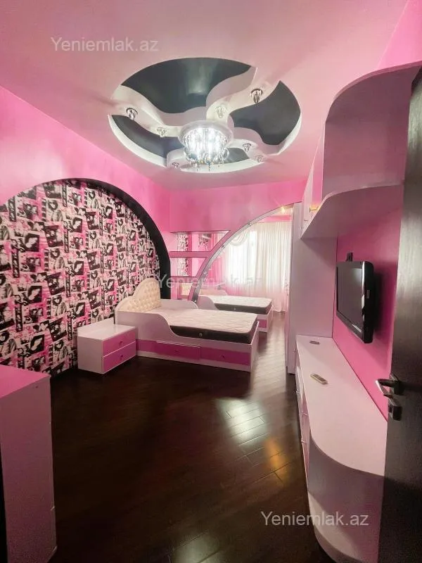 Satılır 3 otaqlı yeni tikili 165 m²