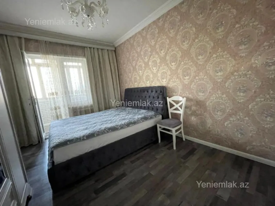 Satılır 2 otaqlı köhnə tikili 60 m²