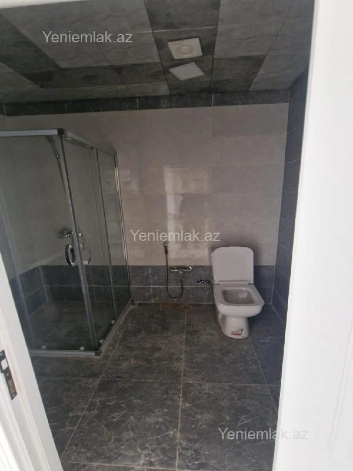 Satılır 2 otaqlı yeni tikili 95 m²
