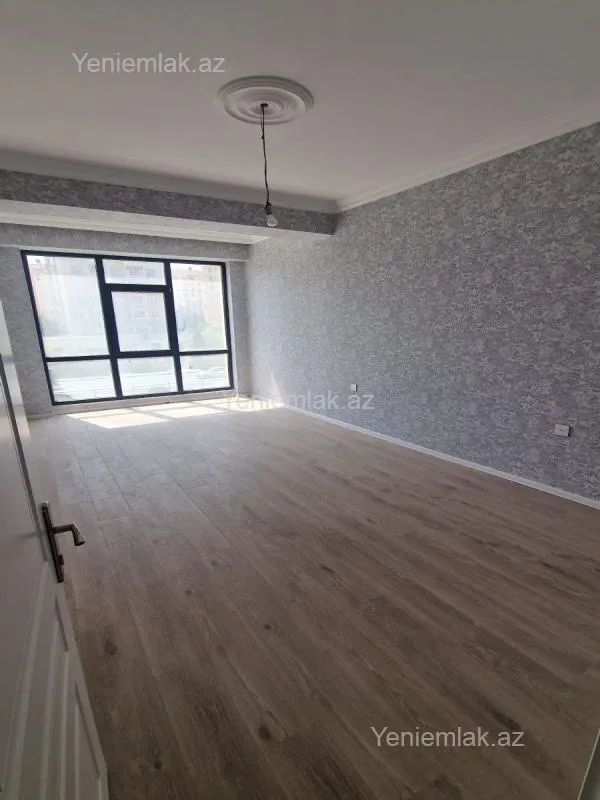 Satılır 2 otaqlı yeni tikili 95 m²