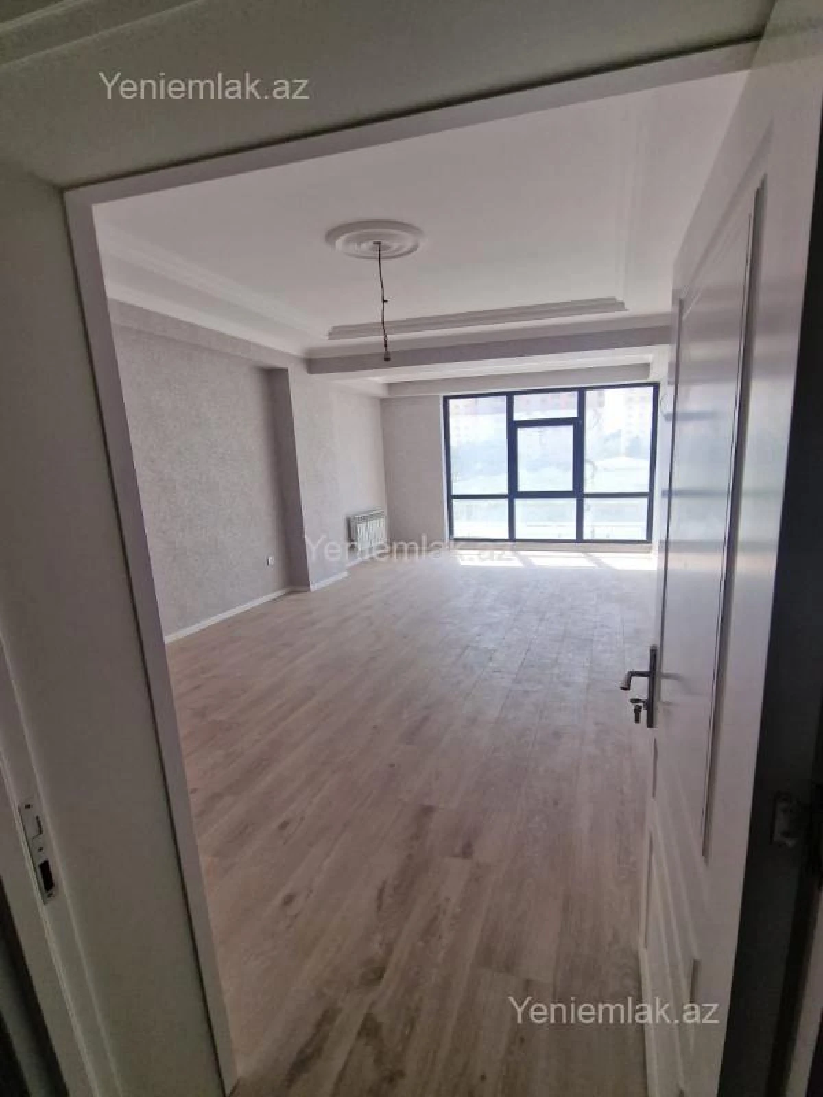 Satılır 2 otaqlı yeni tikili 95 m²