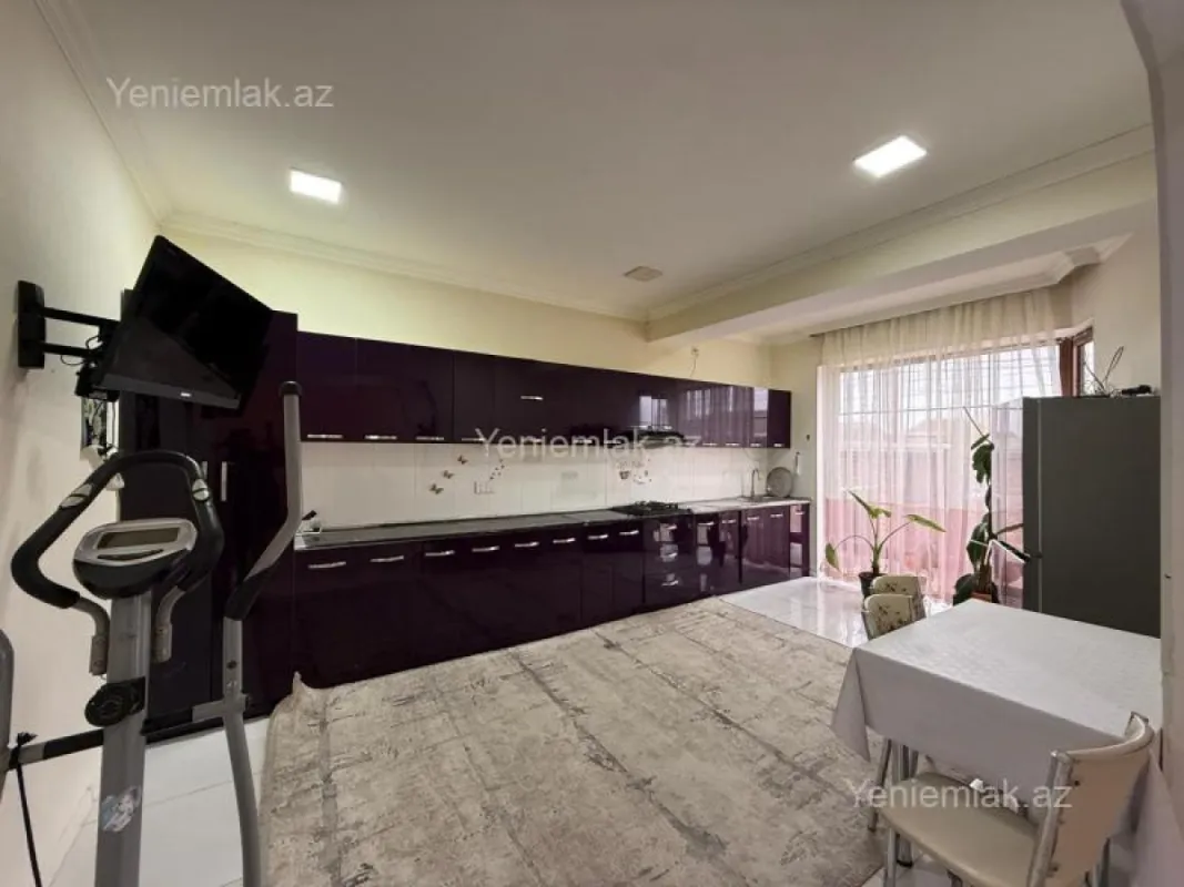 Satılır 4 otaqlı həyət evi 120 m²