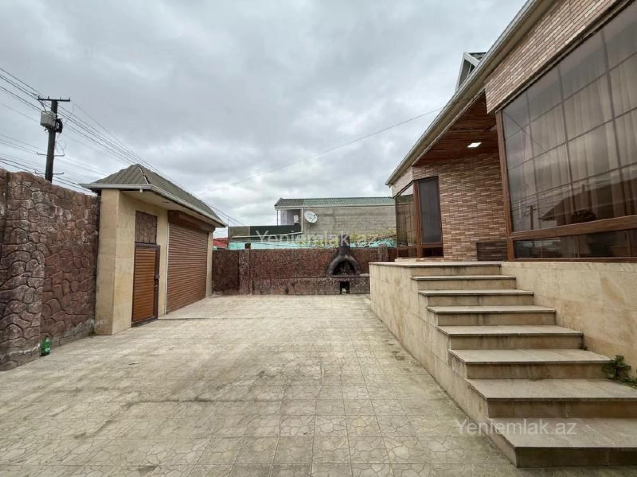 Satılır 4 otaqlı həyət evi 120 m²