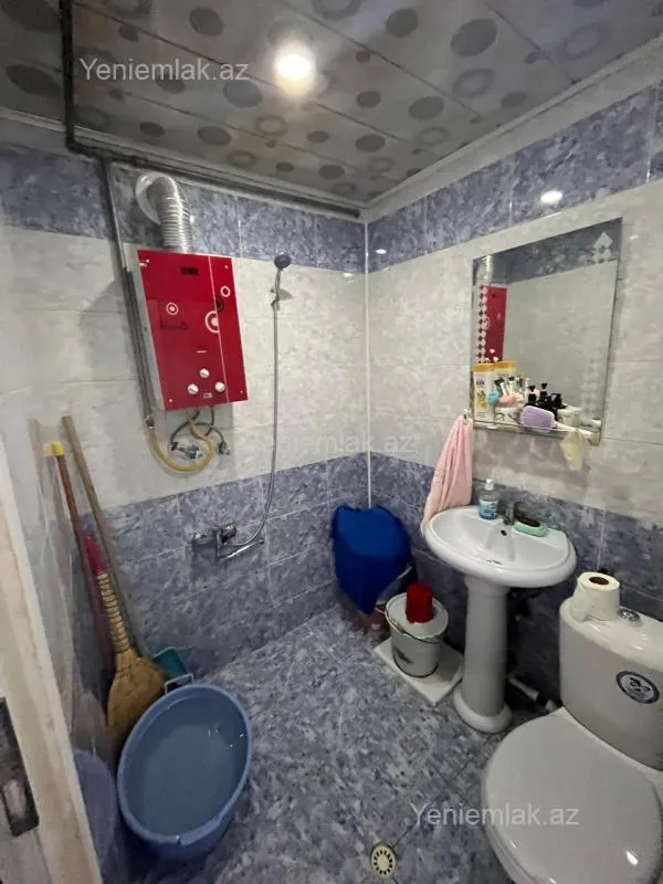 Satılır 1 otaqlı köhnə tikili 31 m²