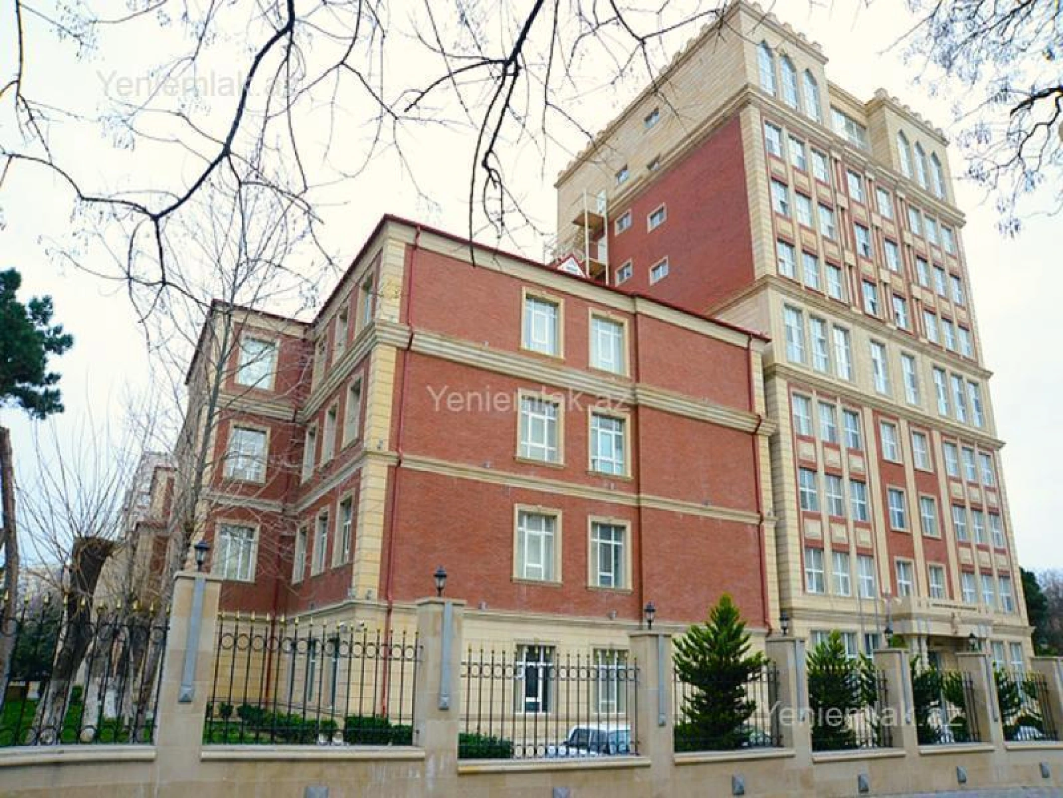 Satılır 3 otaqlı köhnə tikili 100 m²