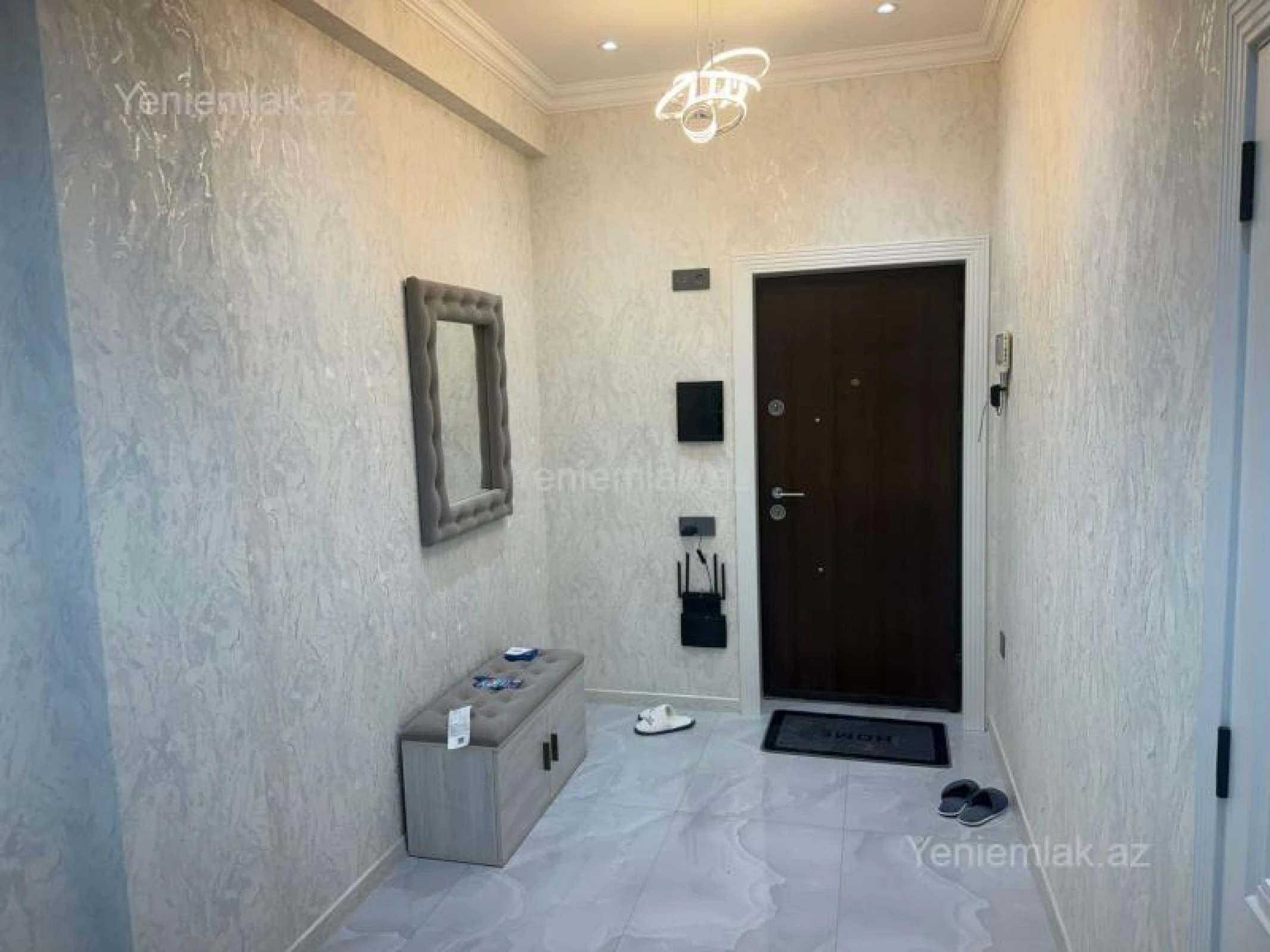 Satılır 2 otaqlı yeni tikili 61.5 m²