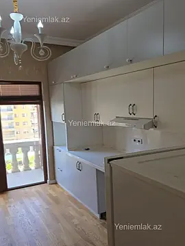 Satılır 3 otaqlı yeni tikili 98 m²
