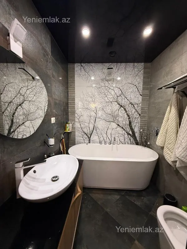 Satılır 4 otaqlı yeni tikili 150 m²