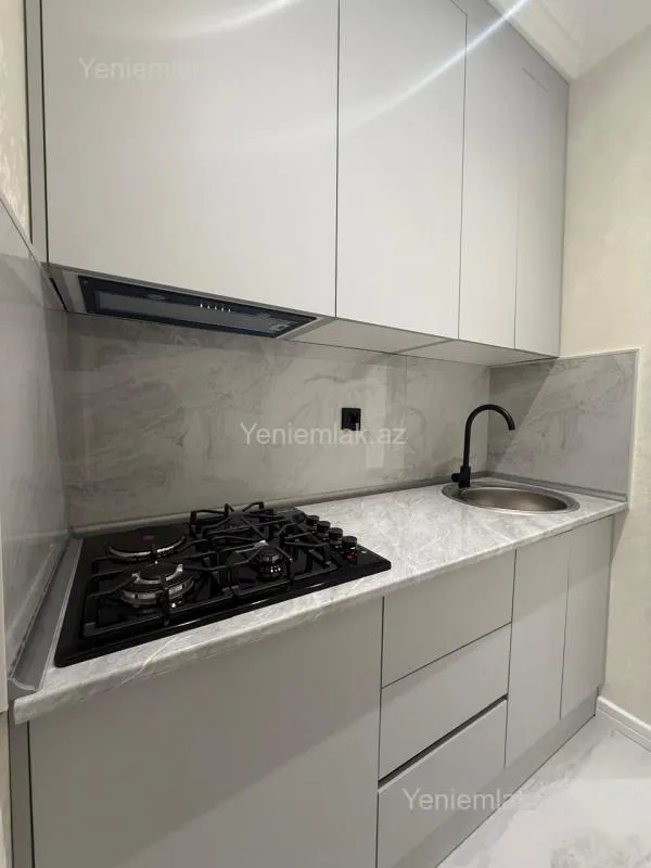 Satılır 2 otaqlı köhnə tikili 35 m²