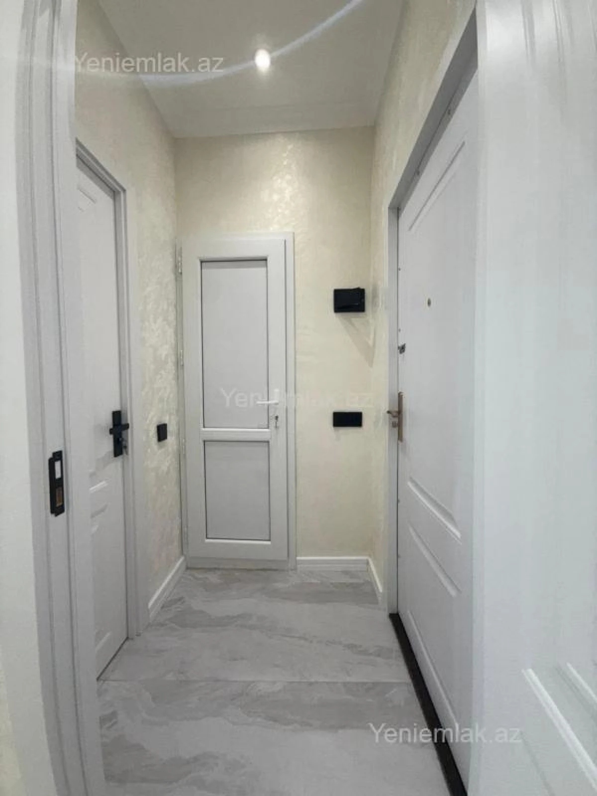 Satılır 2 otaqlı köhnə tikili 35 m²