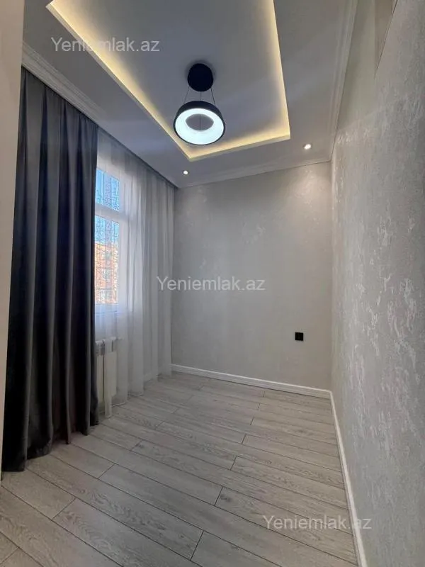 Satılır 2 otaqlı köhnə tikili 35 m²
