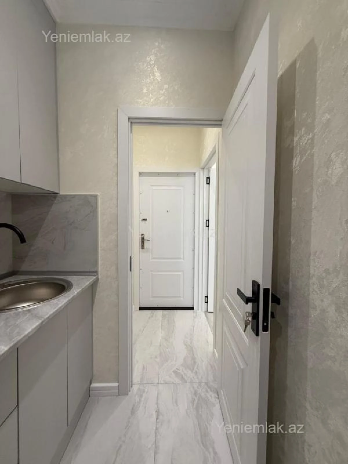 Satılır 2 otaqlı köhnə tikili 35 m²