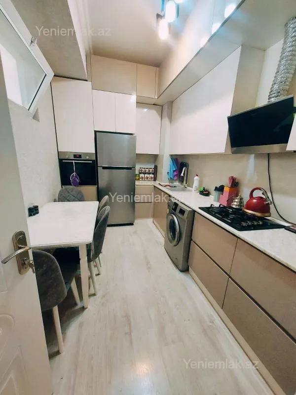 Satılır 3 otaqlı yeni tikili 97 m²