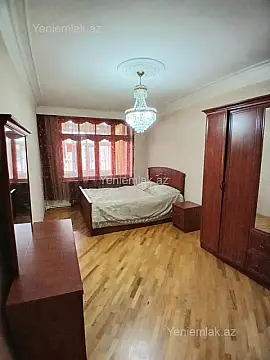 Satılır 3 otaqlı köhnə tikili 90 m²