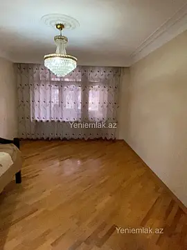 Satılır 3 otaqlı köhnə tikili 90 m²