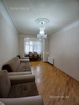 Satılır 3 otaqlı köhnə tikili 90 m²