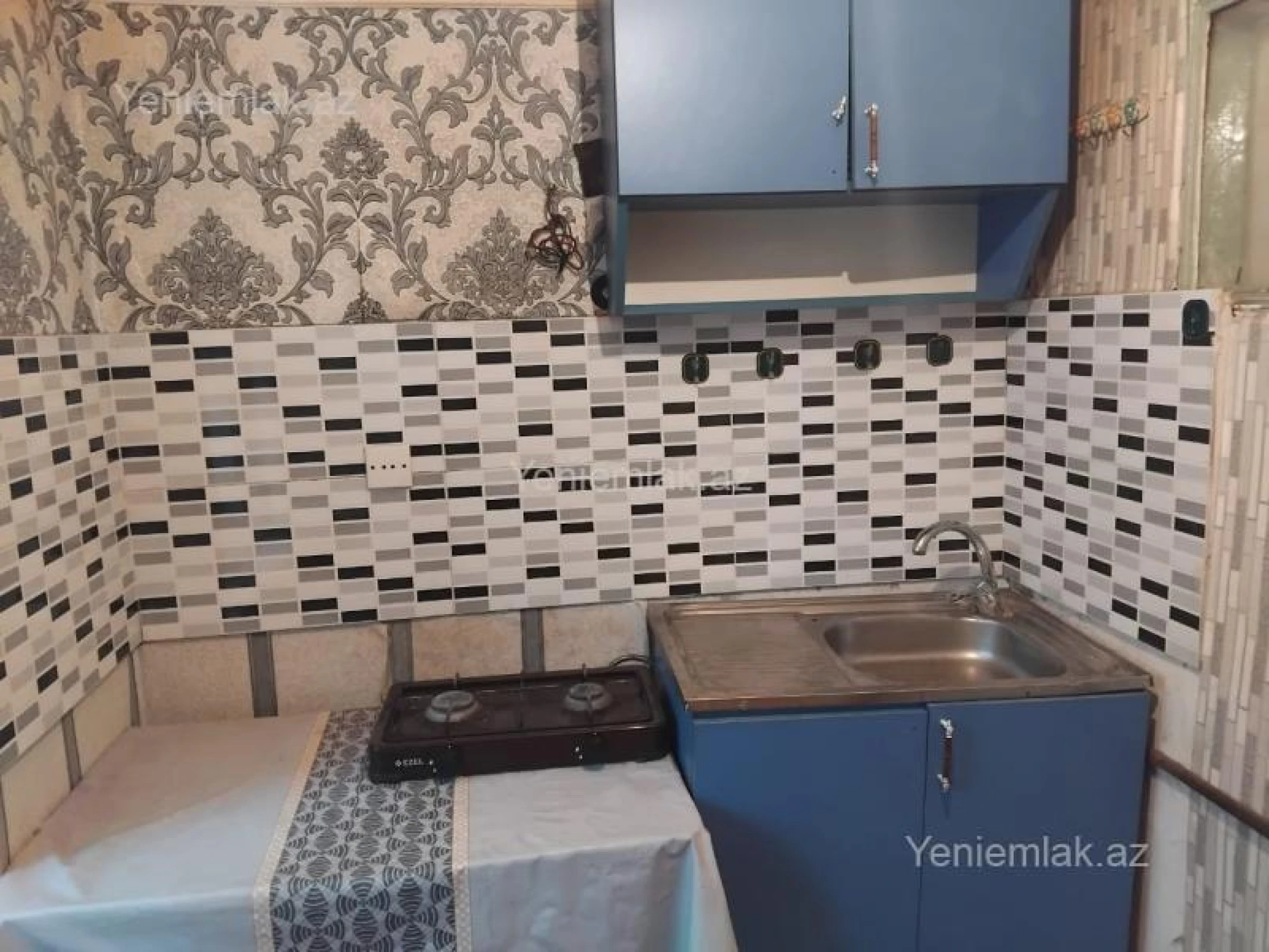 Satılır 1 otaqlı köhnə tikili 30 m²