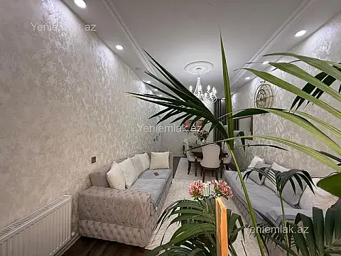 Satılır 6 otaqlı həyət evi 240 m²