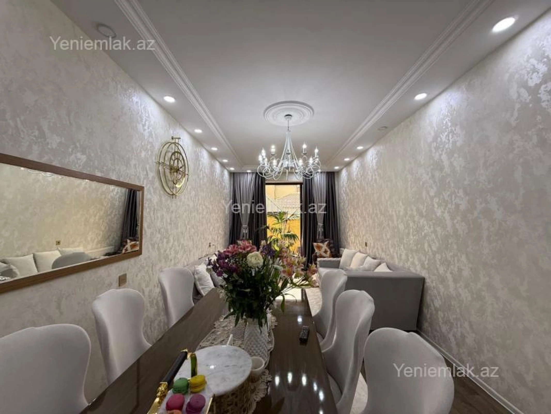 Satılır 6 otaqlı həyət evi 240 m²