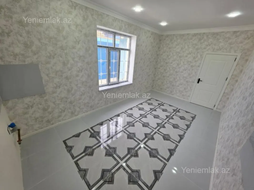 Satılır 4 otaqlı həyət evi 100 m²