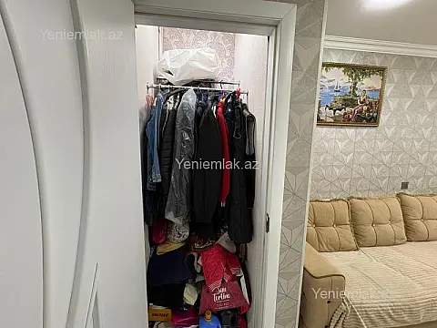 Satılır 5 otaqlı köhnə tikili 100 m²