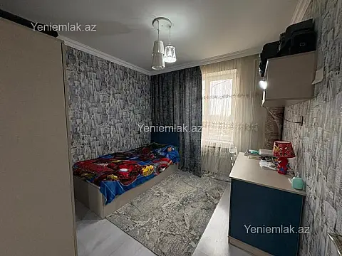 Satılır 5 otaqlı köhnə tikili 100 m²
