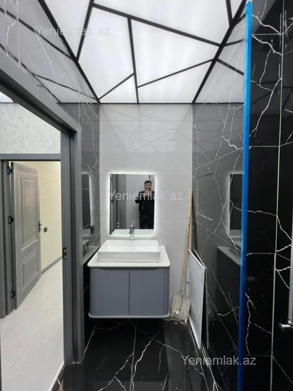 Satılır 3 otaqlı yeni tikili 93 m²