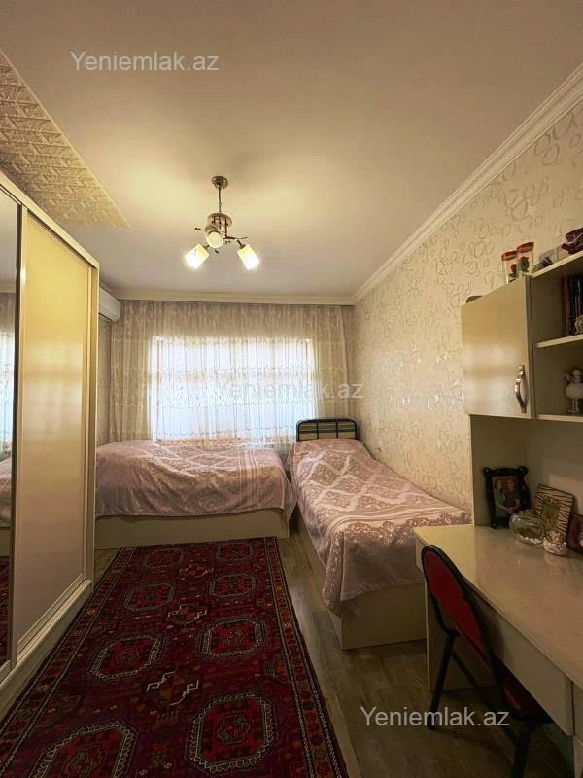 Satılır 2 otaqlı köhnə tikili 60 m²