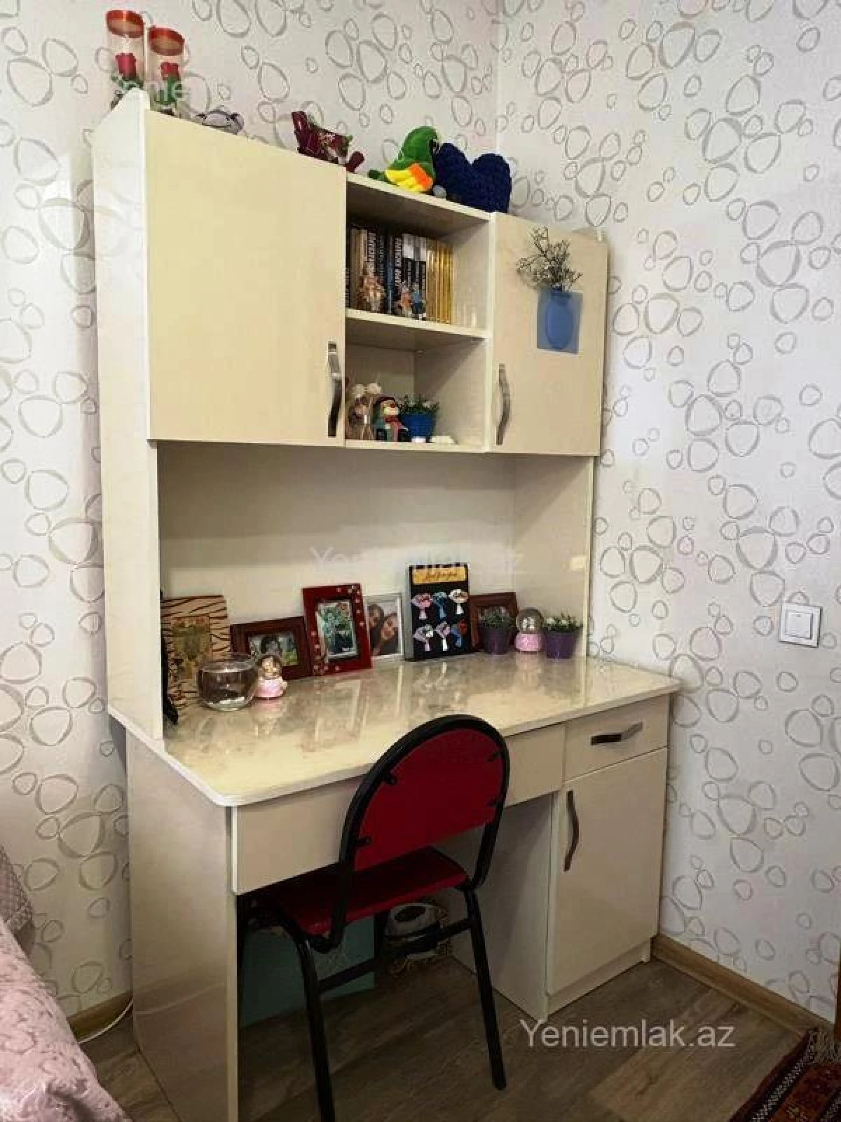 Satılır 2 otaqlı köhnə tikili 60 m²