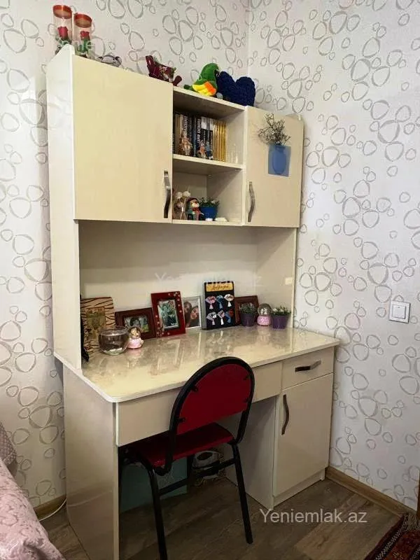 Satılır 2 otaqlı köhnə tikili 60 m²