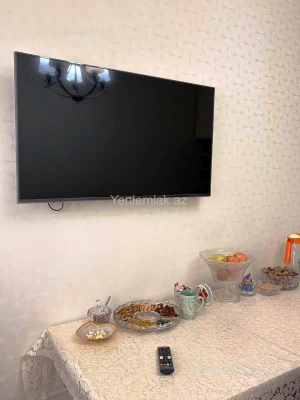 Satılır 2 otaqlı köhnə tikili 60 m²