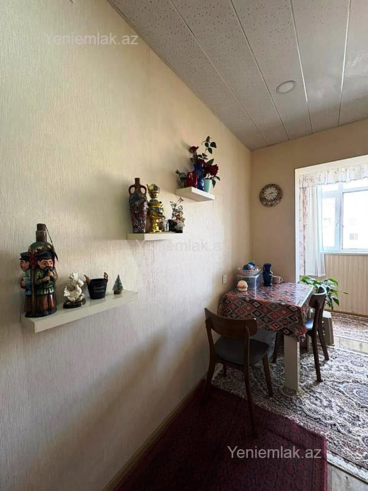Satılır 2 otaqlı köhnə tikili 60 m²