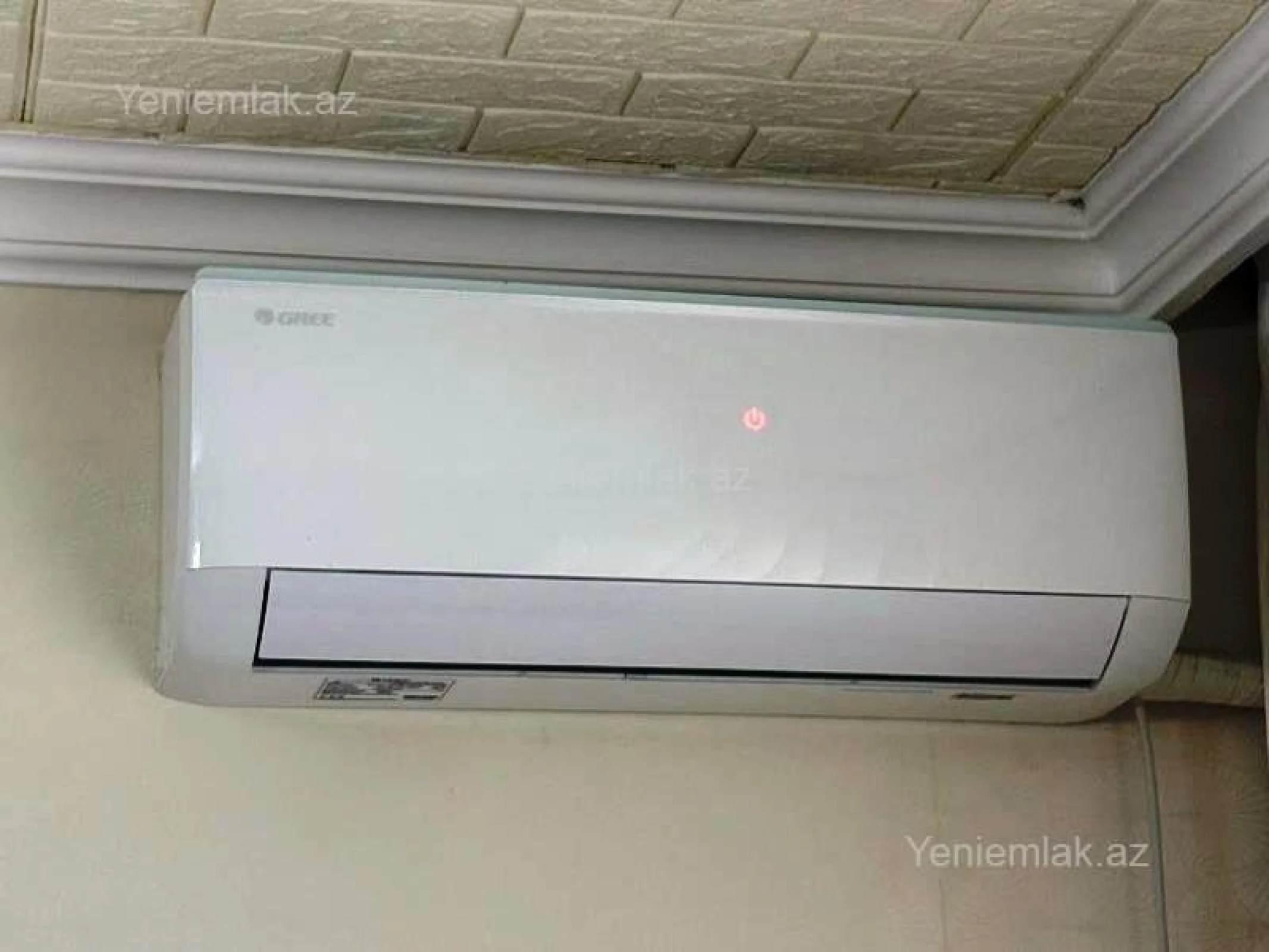 Satılır 2 otaqlı köhnə tikili 60 m²