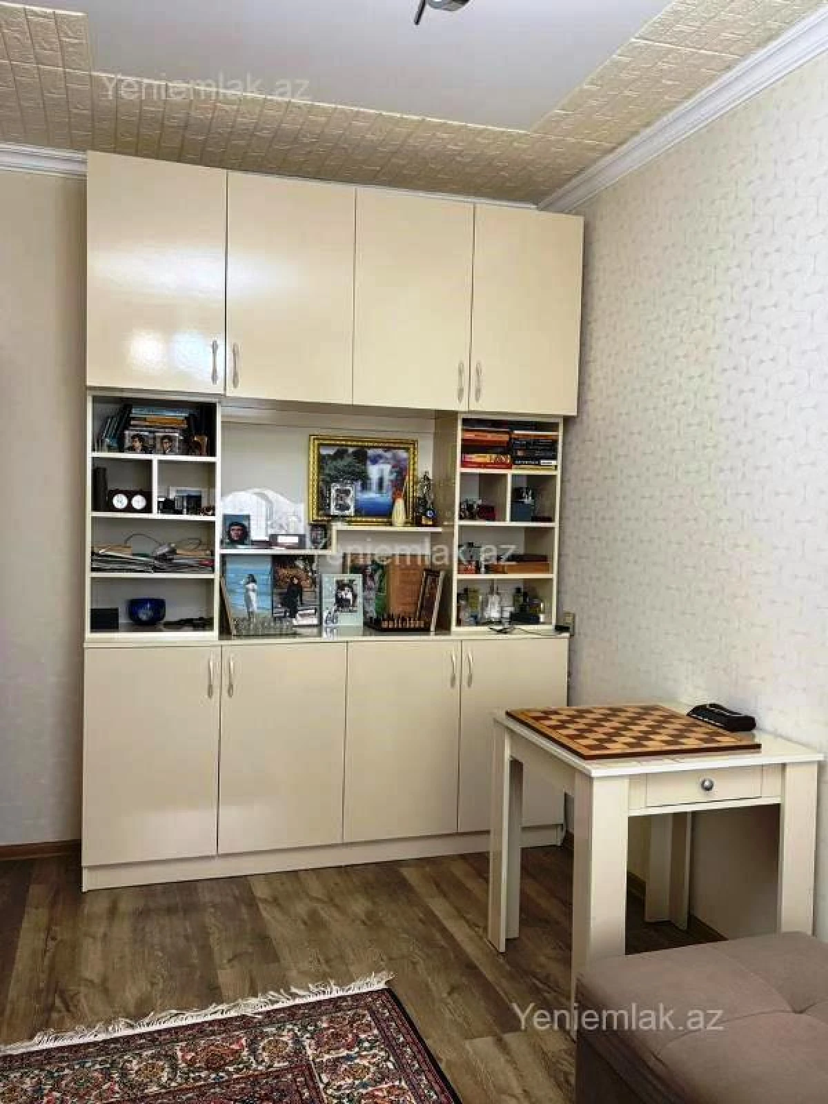 Satılır 2 otaqlı köhnə tikili 60 m²