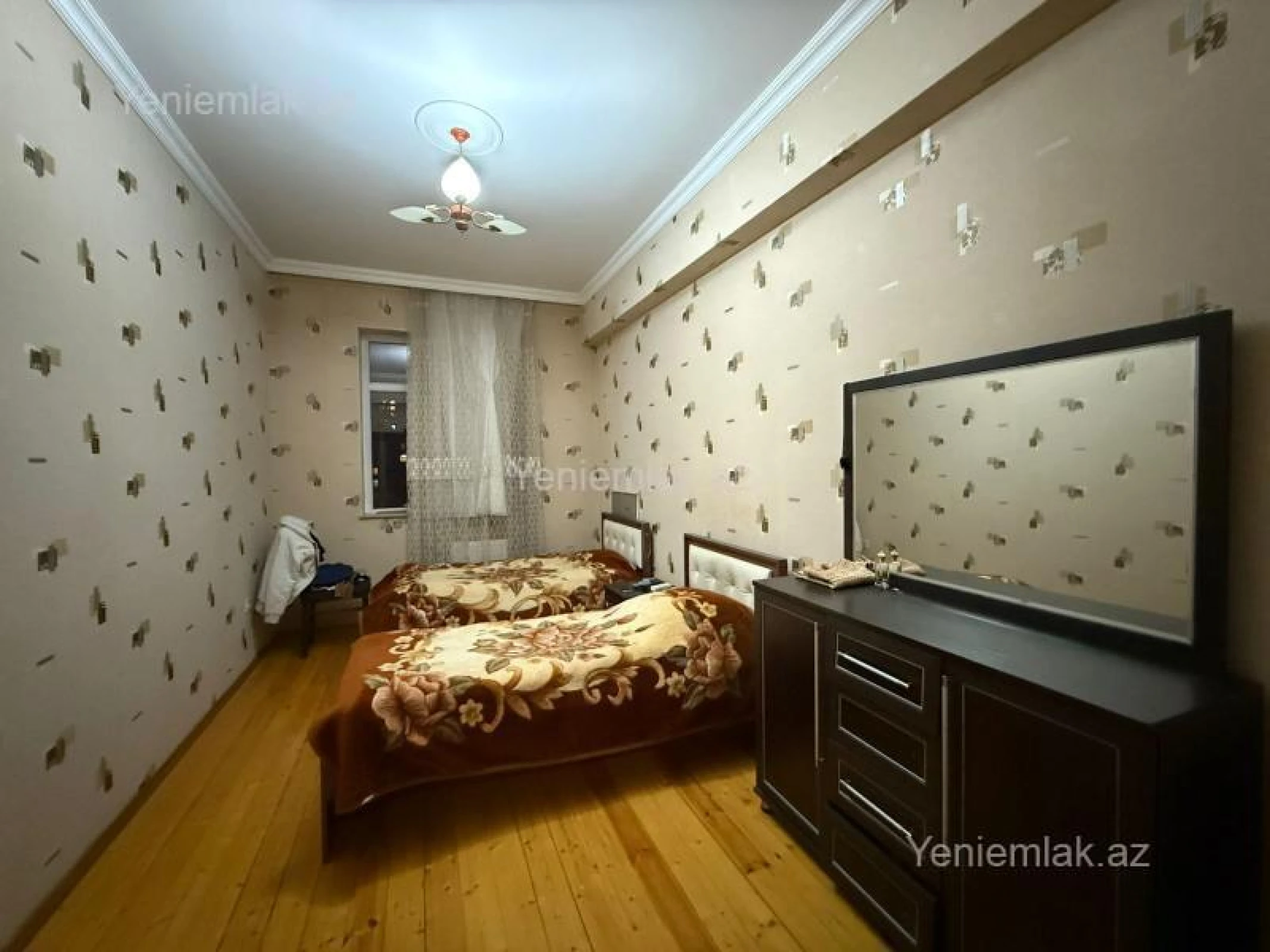 Satılır 3 otaqlı yeni tikili 110 m²