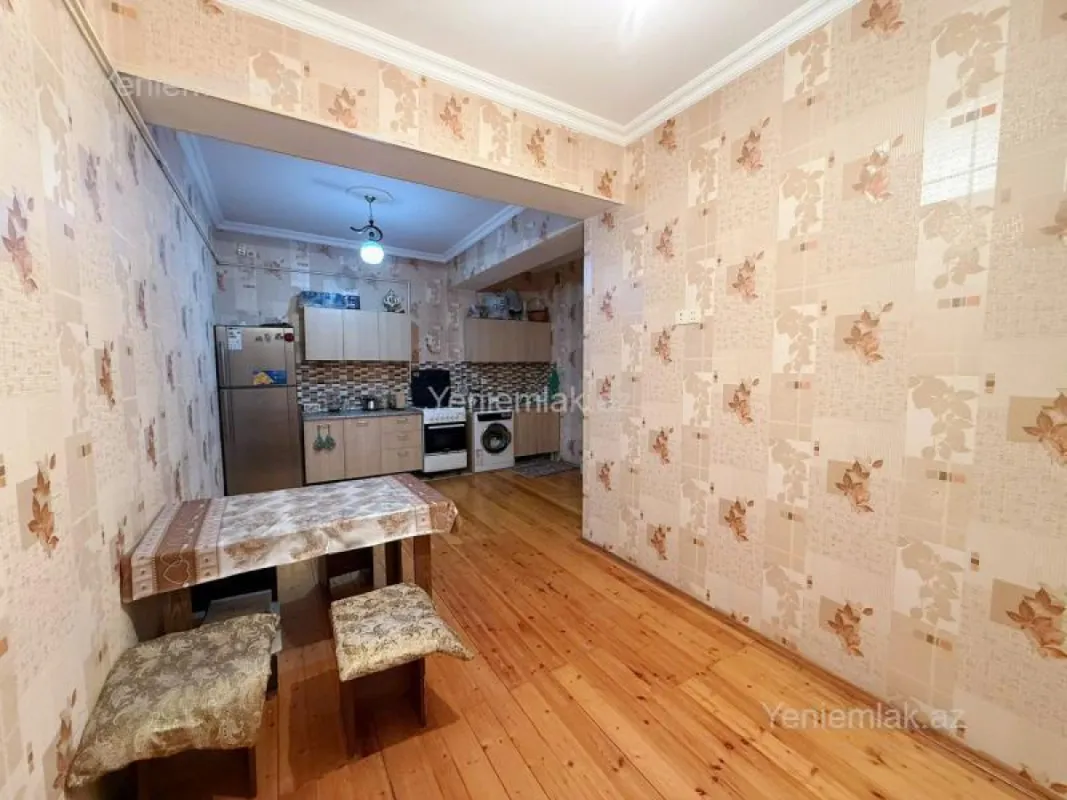 Satılır 3 otaqlı yeni tikili 110 m²