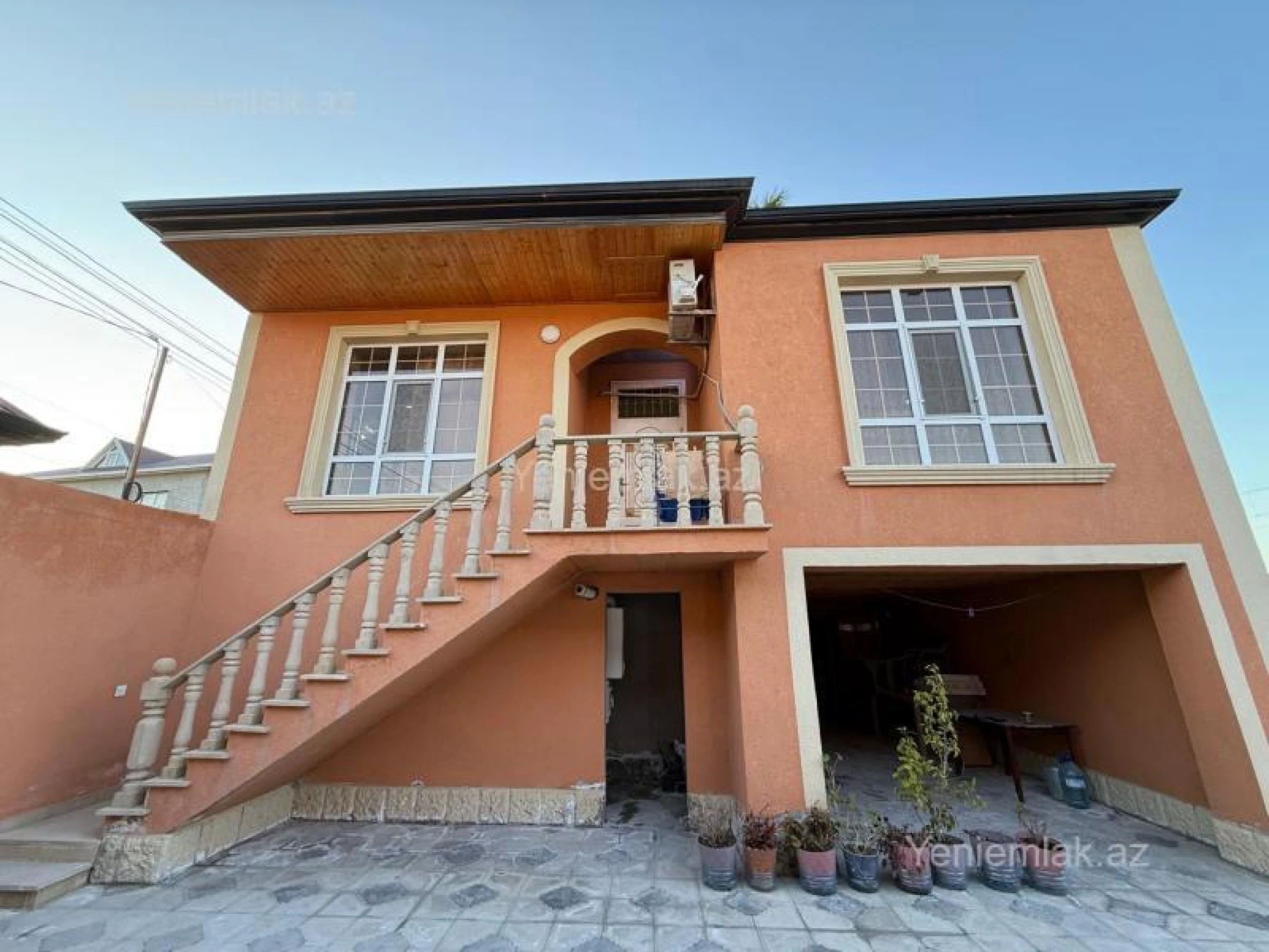 Satılır 4 otaqlı həyət evi 120 m²