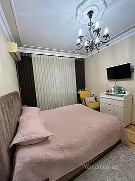 Satılır 3 otaqlı köhnə tikili 80 m²