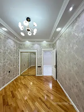 Satılır 3 otaqlı yeni tikili 145 m²