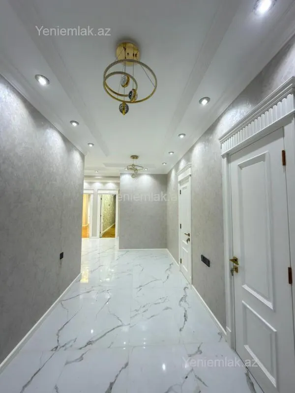 Satılır 3 otaqlı yeni tikili 145 m²