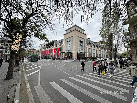 Satılır 4 otaqlı köhnə tikili 85 m² — Bakı, Nəsimi 4 otaq 85.00 m²