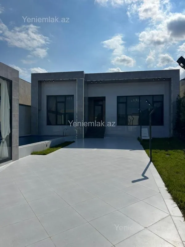 Satılır 5 otaqlı həyət evi 220 m²